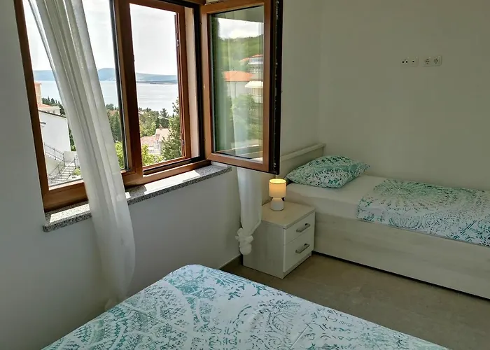 Anton 2 With Terrace And Beautiful Sea View Apartman *