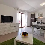 Anton 2 With Terrace And Beautiful Sea View *