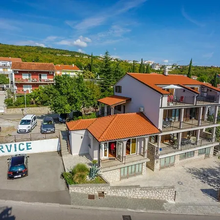 Lägenhet Anton 2 With Terrace And Beautiful Sea View Crikvenica
