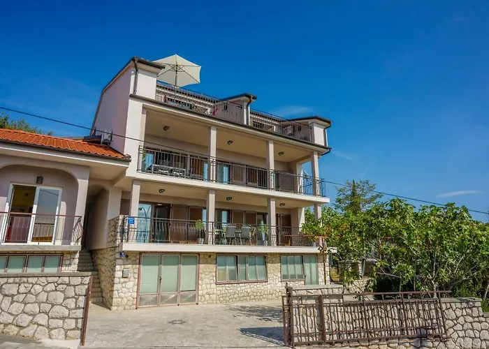 Anton 2 With Terrace And Beautiful Sea View *
