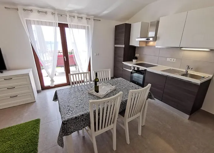 Anton 2 With Terrace And Beautiful Sea View